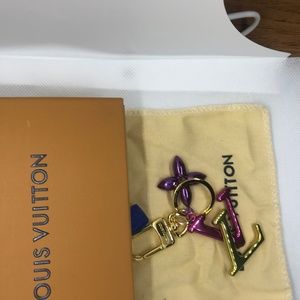 NEW WAVE BAG CHARM AND KEY HOLDER
